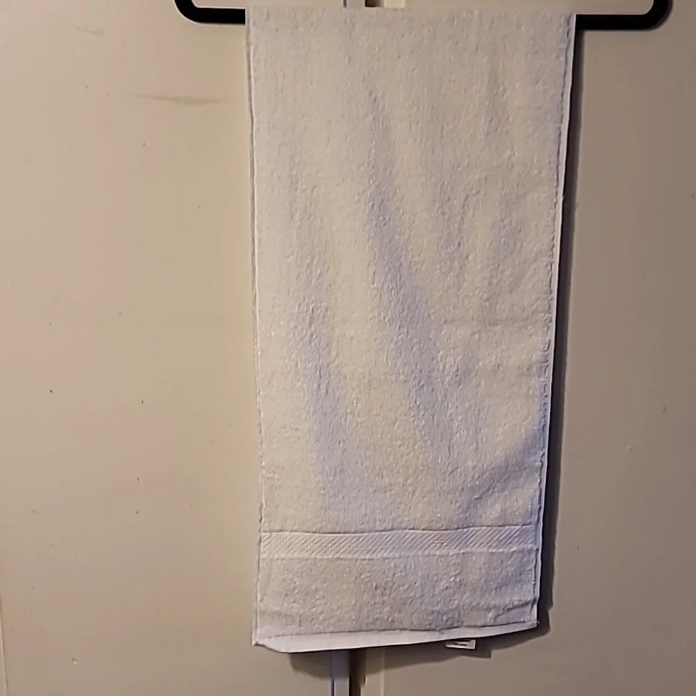 SUFOLLA Tennis Towel